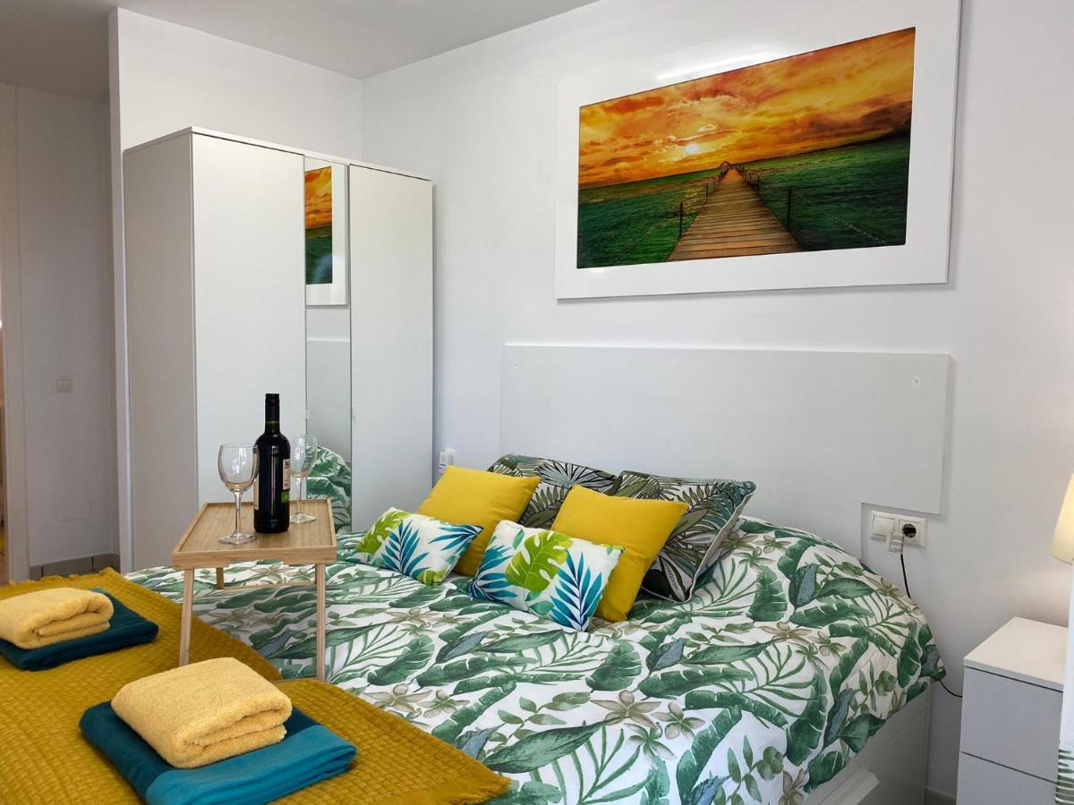 Apartment Palmas De Coco Playa Flamenca Eksteriør billede
